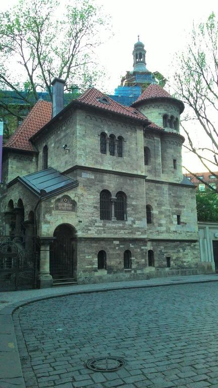 Charles IV Apartments Prague Phòng bức ảnh