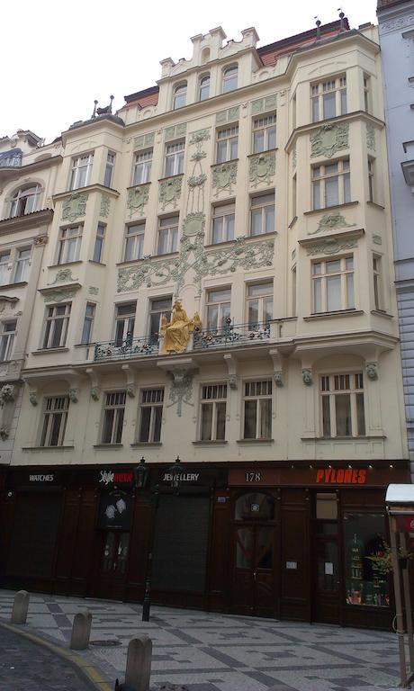 Charles IV Apartments Prague Ngoại thất bức ảnh